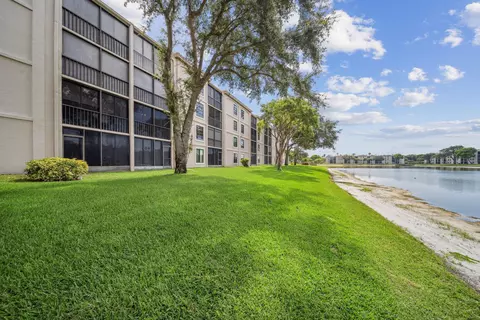6037 Pointe Regal Cir #207, Delray Beach, FL 33484