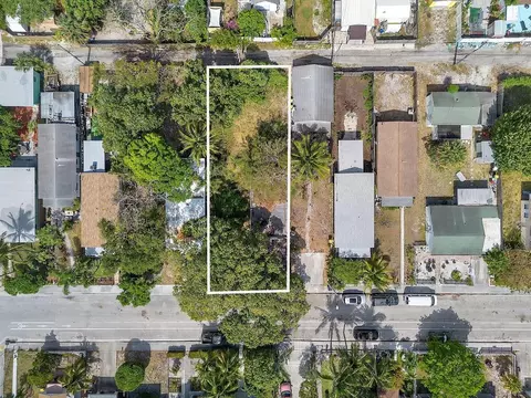 613 N D, Lake Worth Beach, FL 33460