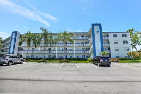 3026 Lincoln B, Boca Raton, FL 33434