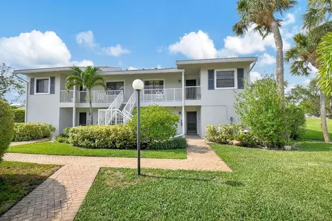 63 Eastgate #D, Boynton Beach, FL 33436