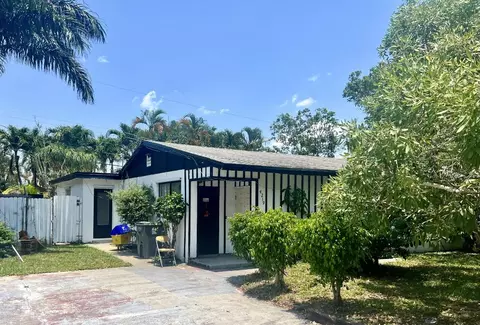 4219 Christine, West Palm Beach, FL 33406