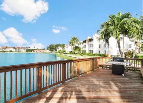 4428 NE Ocean Blvd #D-3, Jensen Beach, FL 34957