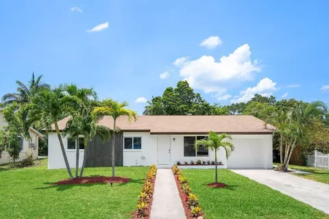 1774 16th Ave N, Lake Worth Beach, FL 33460