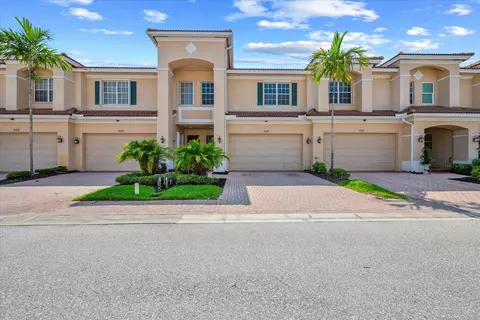 308 SW Otter Run Pl, Stuart, FL 34997