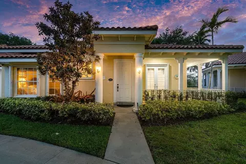 125 Mangrove Bay Way, Jupiter, FL 33477