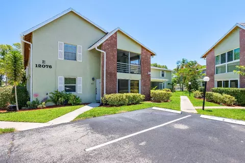 12076 Alternate A1a #E5, Palm Beach Gardens, FL 33410
