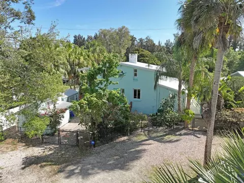 925 SW Rustic, Stuart, FL 34997 photo 1