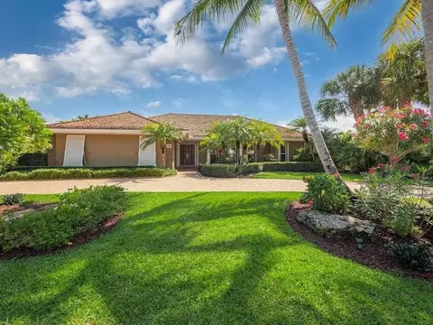 335 Glenbrook Dr, Atlantis, FL 33462