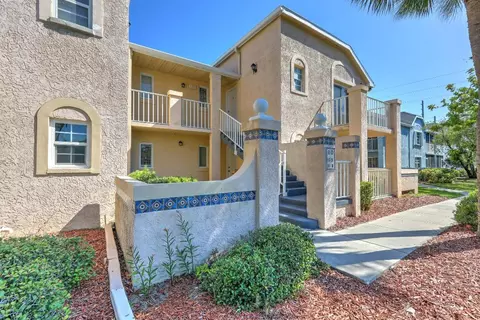 1635 SE Green Acres Cir #DD201, Port Saint Lucie, FL 34952