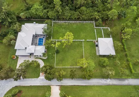 6690 NW 67th Pl, Parkland, FL 33067