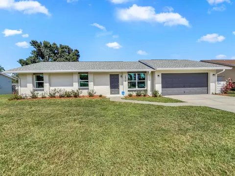 2419 SE Marseille St, Port Saint Lucie, FL 34952