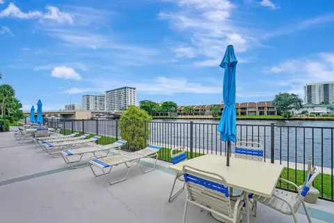 2900 NE 14th St #206, Pompano Beach, FL 33062