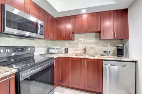 644 Burgundy N, Delray Beach, FL 33484