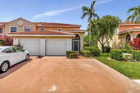 12423 Crystal Pointe #202, Boynton Beach, FL 33437