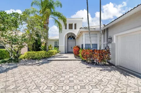 9086 Long Lake Palm Dr, Boca Raton, FL 33496