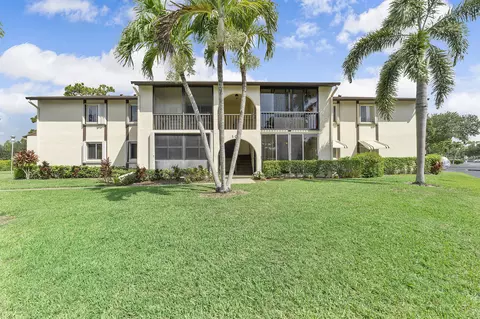104 Lake Pine Cir #D-1, Greenacres, FL 33463