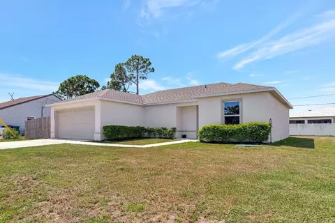2282 SE Melaleuca, Port Saint Lucie, FL 34952