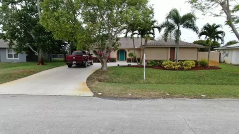 743 SElwood, Port Saint Lucie, FL 34983