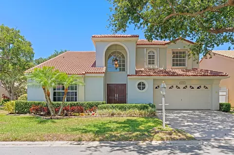 10152 Aspen Way, Palm Beach Gardens, FL 33410