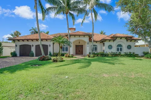 702 Gardenia Ter, Delray Beach, FL 33444