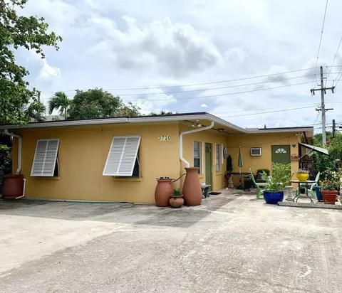 3720 Morton Ave, West Palm Beach, FL 33405