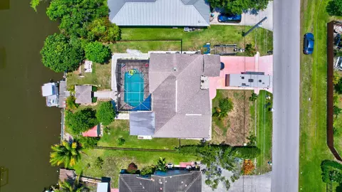 197 NE Sagamore Ter, Port Saint Lucie, FL 34983
