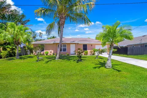 2131 SE Glenrock, Port Saint Lucie, FL 34952