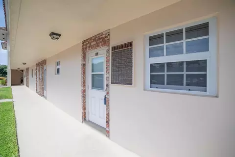400 NE 20th St #D114, Boca Raton, FL 33431