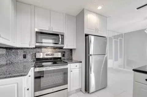 2212 Park, Lake Worth Beach, FL 33460