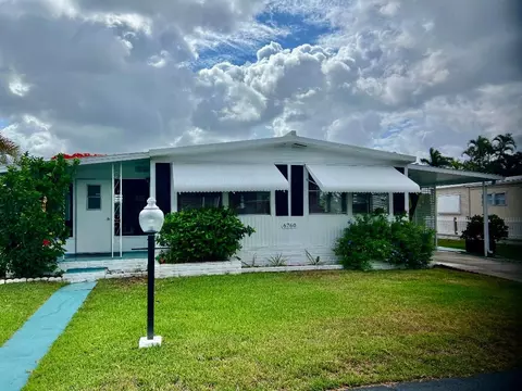 6760 NW 45th Way #R-01, Coconut Creek, FL 33073
