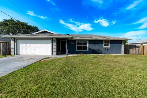 2225 SE Trillo, Port Saint Lucie, FL 34952