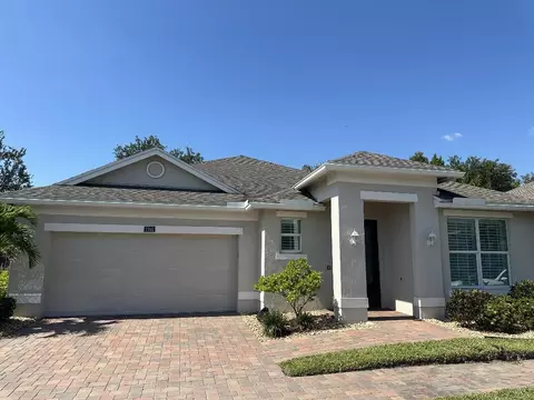 2241 Timberlake Cir, Vero Beach, FL 32966