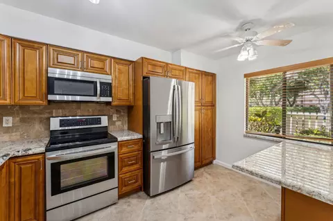 7340 Amberly Ln #107, Delray Beach, FL 33446