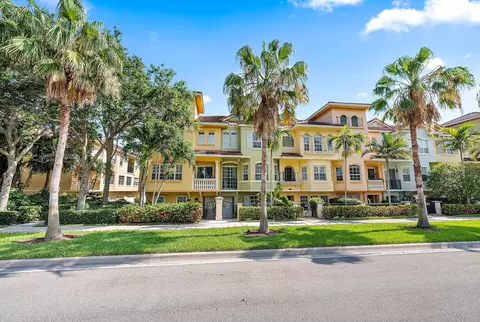 2570 Gardens Pkwy #3702, Palm Beach Gardens, FL 33410