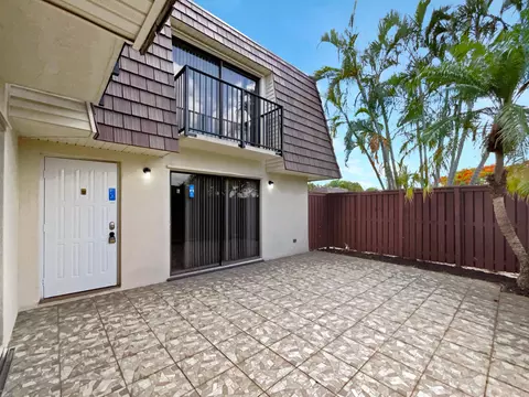 2696 SW 15th, Deerfield Beach, FL 33442