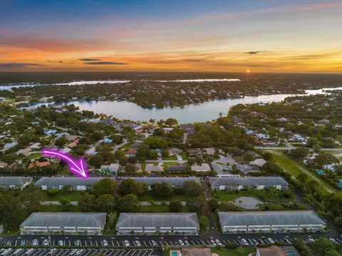 6 Garden St #106P, Tequesta, FL 33469