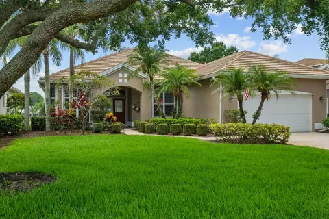1564 SW Monarch Clb, Palm City, FL 34990
