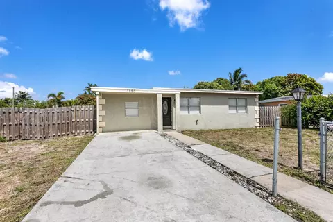 3890 Orange, Lake Worth, FL 33462