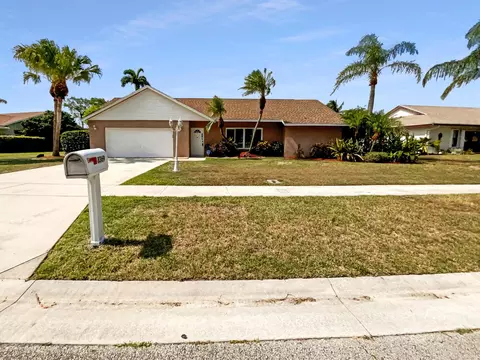 8369 Blue Cypress Dr, Lake Worth, FL 33467