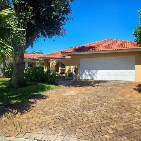 6191 Sweet Maple Ln, Boca Raton, FL 33433