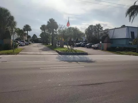 950 S Kanner Hwy #B1, Stuart, FL 34994 photo 1