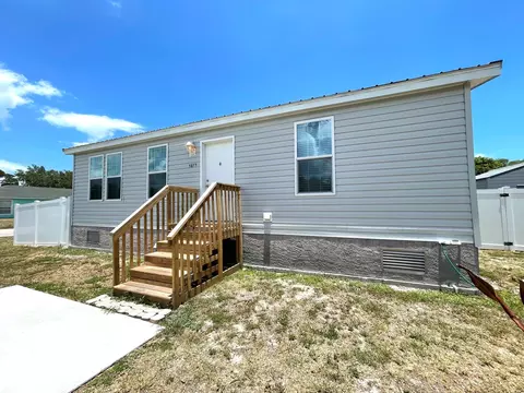 5277 SE Driftwood Ave, Stuart, FL 34997 photo 1