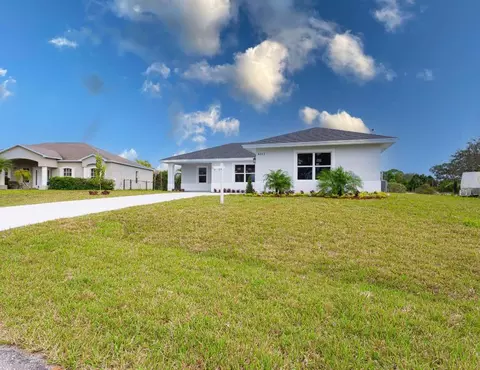 6153 NW East Deville, Port Saint Lucie, FL 34986
