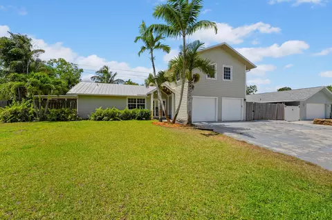 2420 SW 15th Ter, Palm City, FL 34990