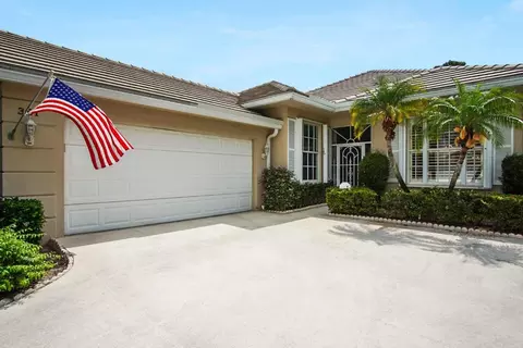 351 NW Bentley, Port Saint Lucie, FL 34986