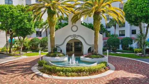7563 Imperial Dr #D701, Boca Raton, FL 33433