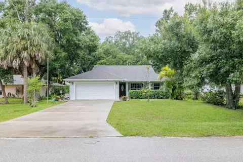 935 34th SW, Vero Beach, FL 32968