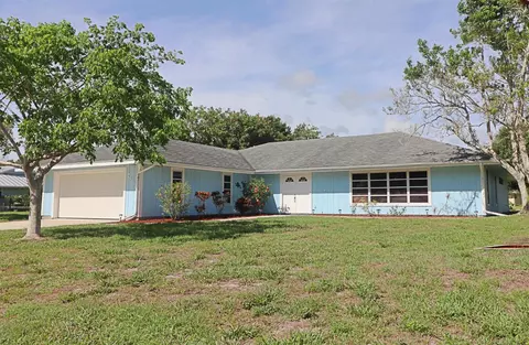2894 SE Italy St, Port Saint Lucie, FL 34952
