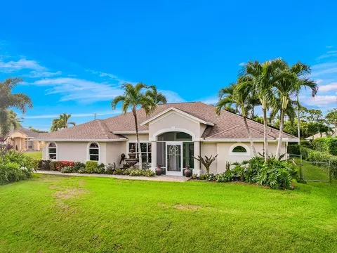 3268 SE Pinto St, Port Saint Lucie, FL 34984