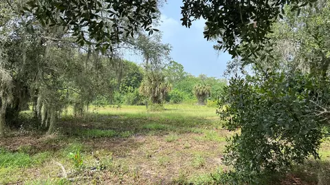 820 N Hacienda St E, Clewiston, FL 33440